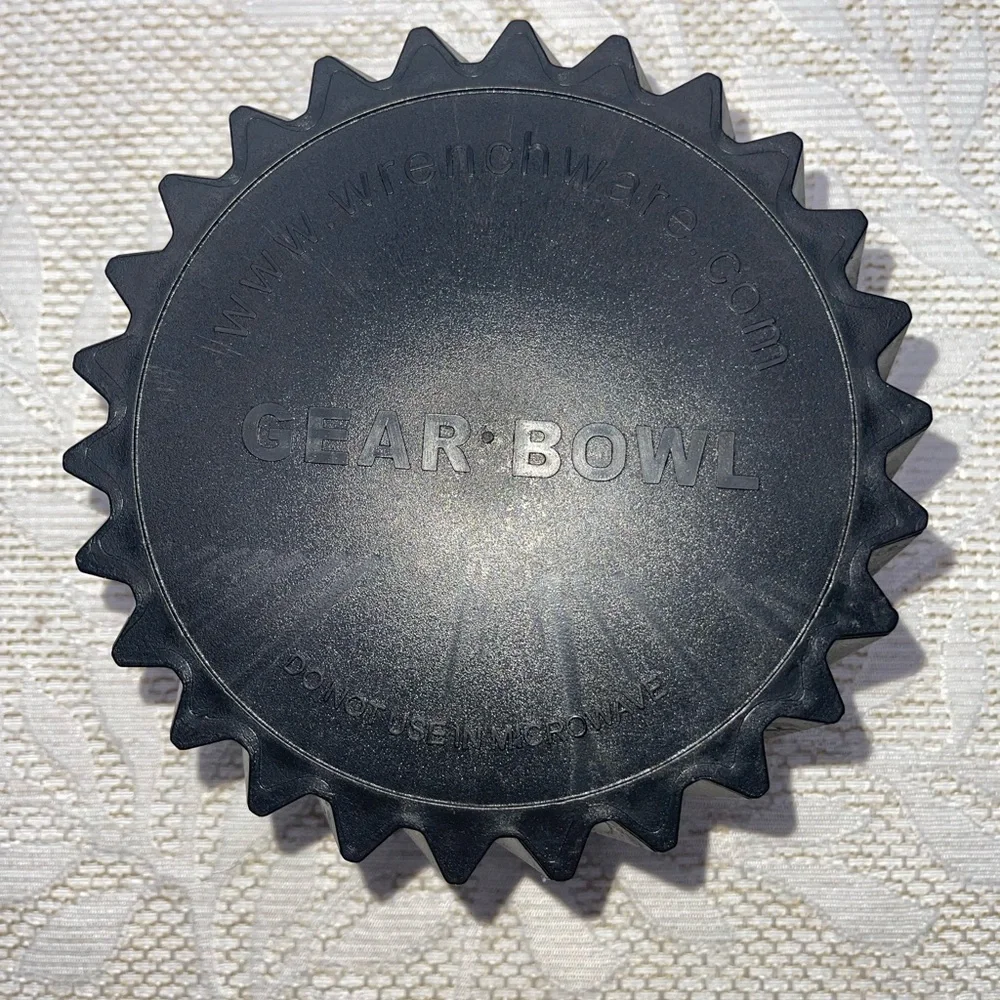 Wrencheare Gear Snack Bowl with Lid new